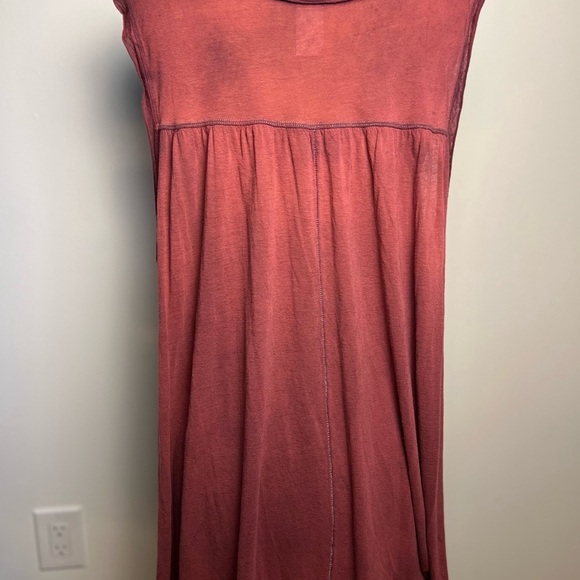 We the Free women’s sleeveless plum color tunic with snaps small - Picture 5 of 7